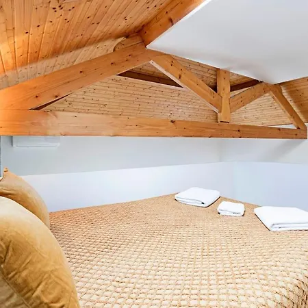 Colorful Flat * Oporto